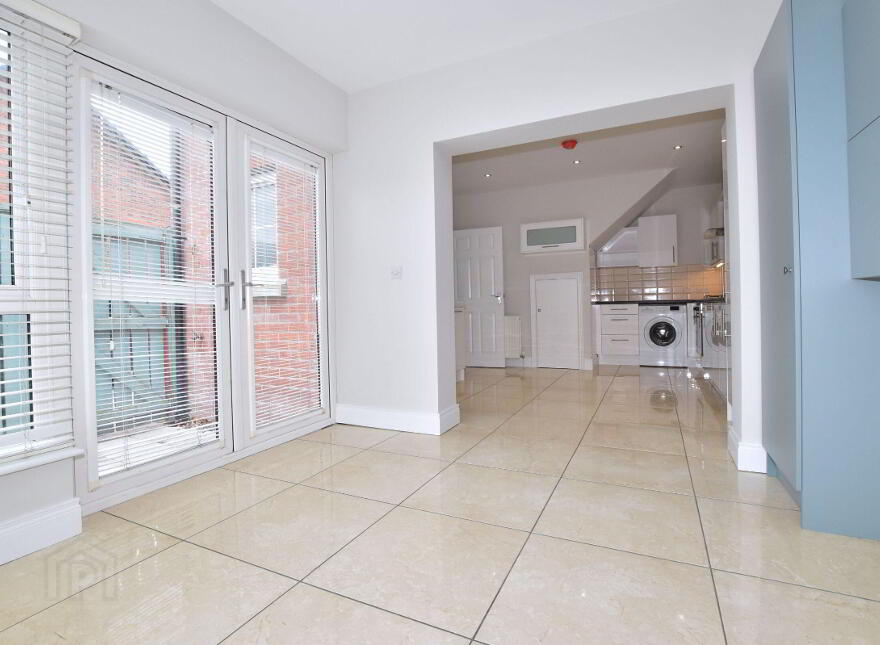 17 Magheralave Meadows, Lisburn, BT28 3NT