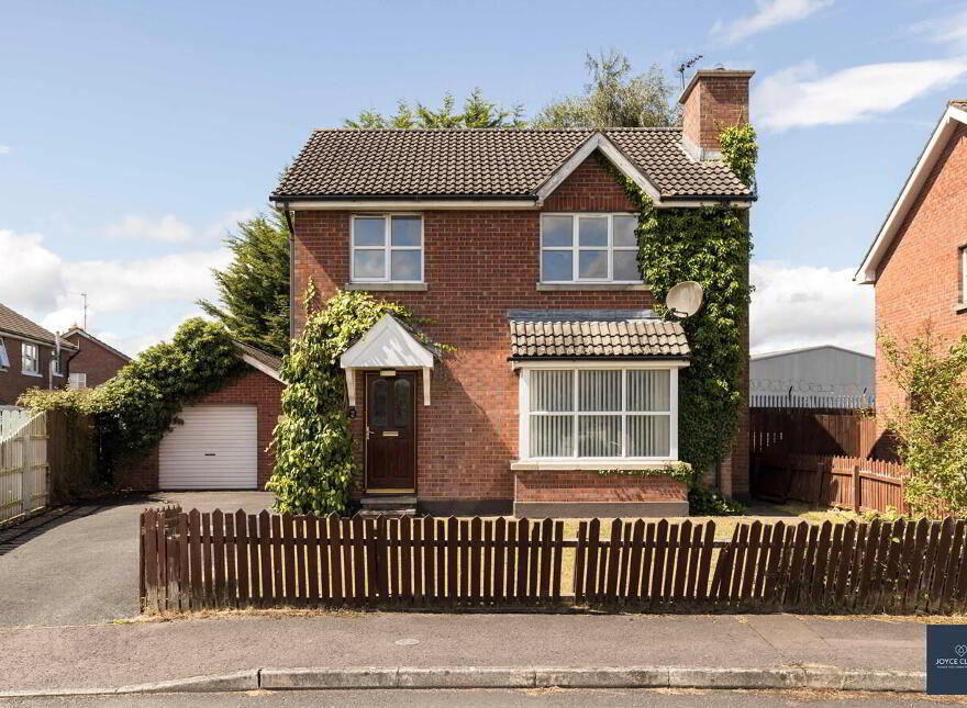 42 Avondale Manor, Craigavon, BT64 1AE