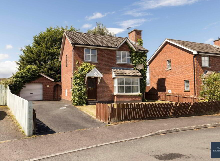 42 Avondale Manor, Craigavon, BT64 1AE