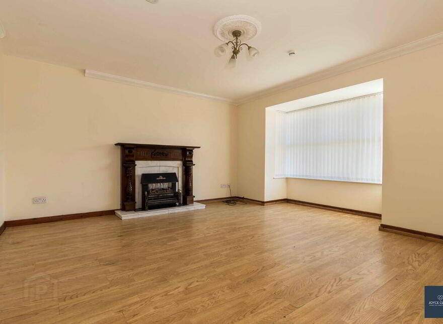 42 Avondale Manor, Craigavon, BT64 1AE