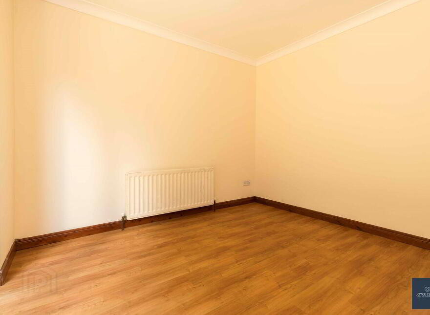 42 Avondale Manor, Craigavon, BT64 1AE