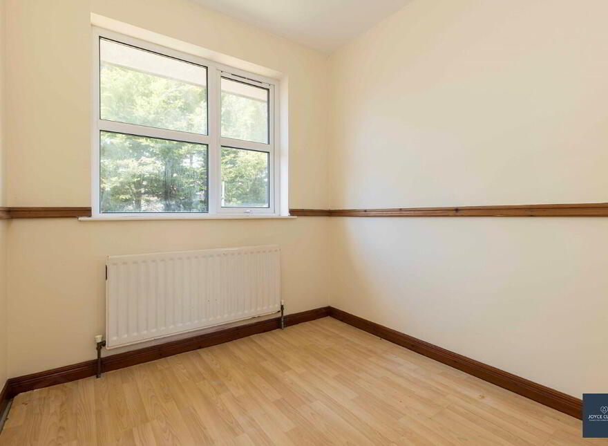 42 Avondale Manor, Craigavon, BT64 1AE