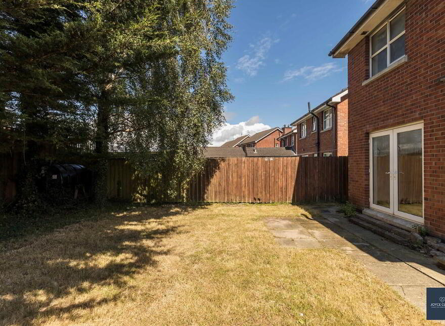 42 Avondale Manor, Craigavon, BT64 1AE