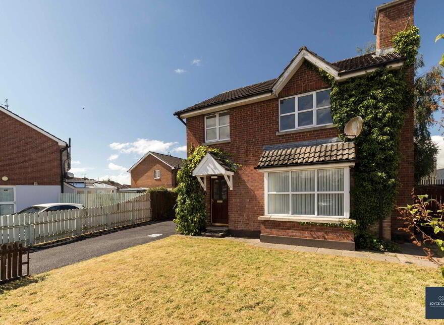 42 Avondale Manor, Craigavon, BT64 1AE