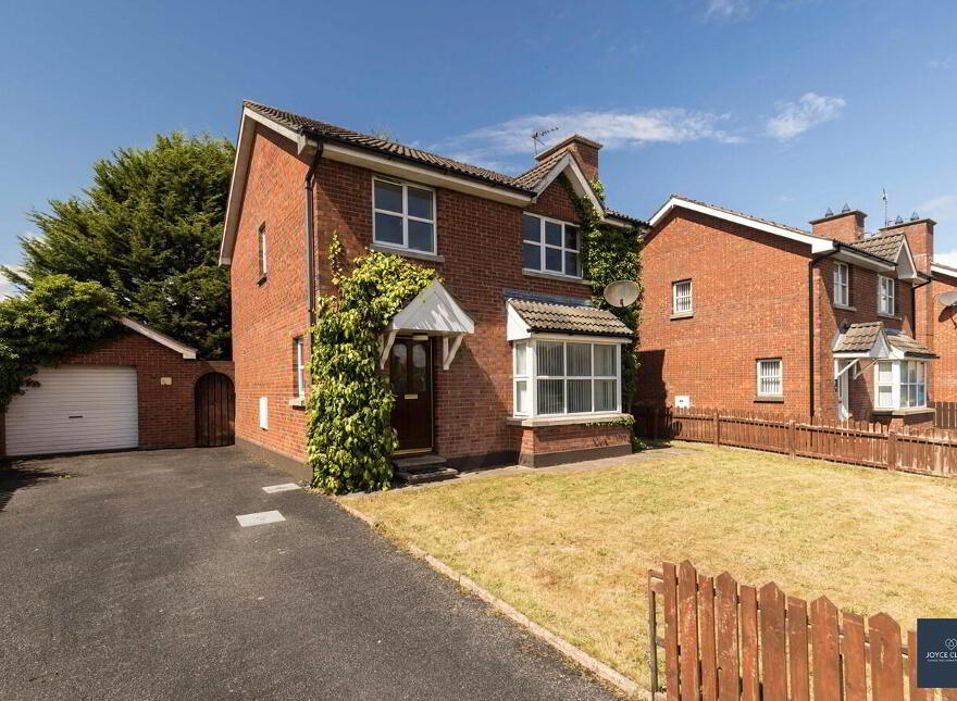 42 Avondale Manor, Craigavon, BT64 1AE