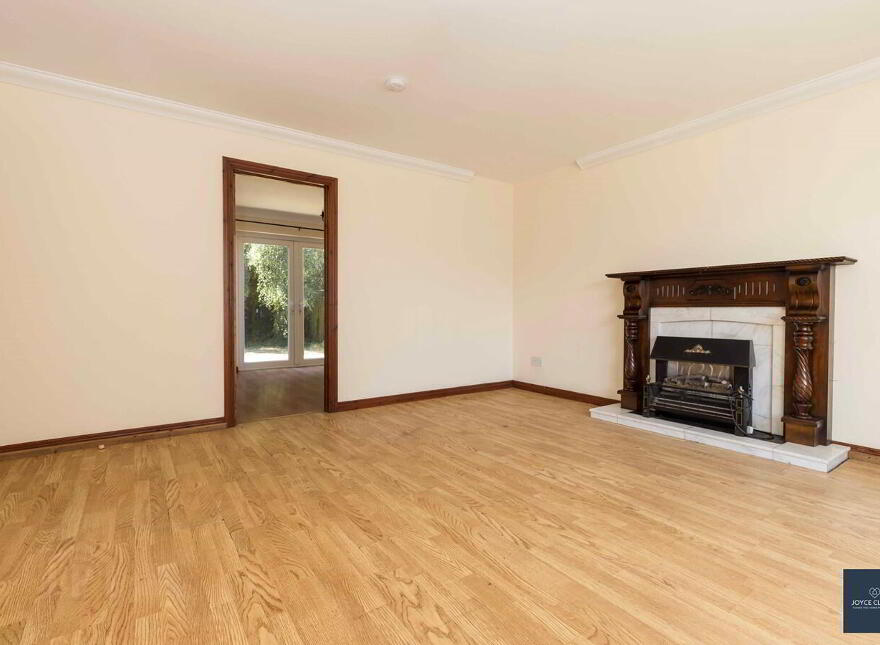 42 Avondale Manor, Craigavon, BT64 1AE
