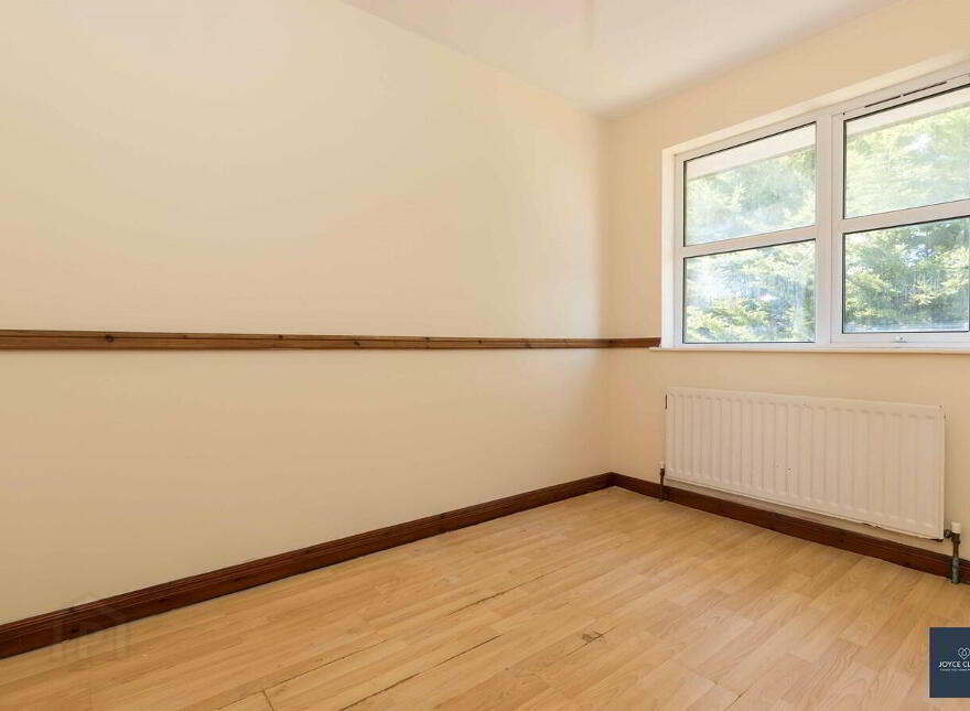 42 Avondale Manor, Craigavon, BT64 1AE
