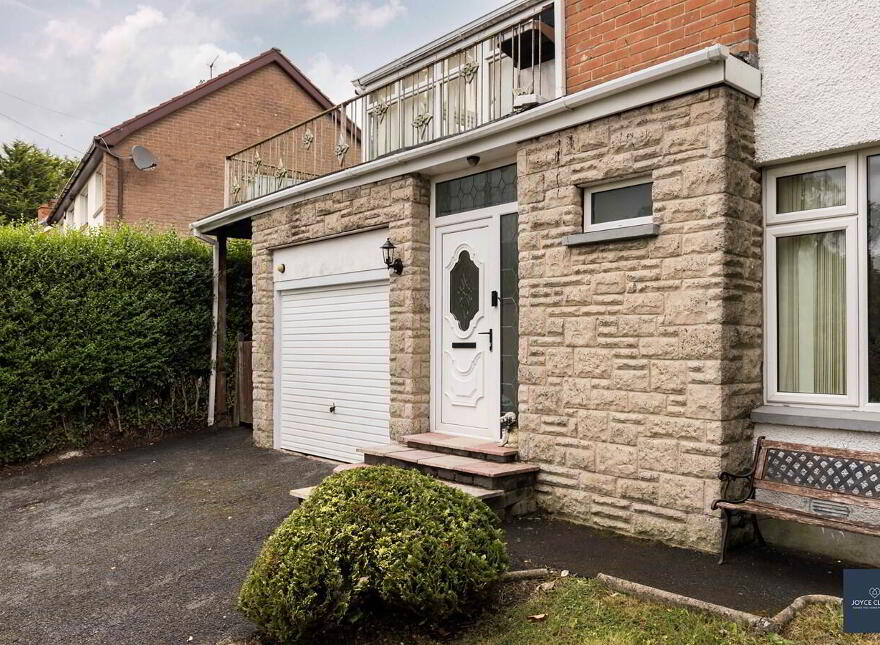 9 Kensington Avenue, Banbridge, BT32 4JH