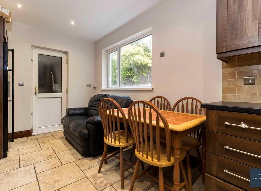 9 Kensington Avenue, Banbridge, BT32 4JH
