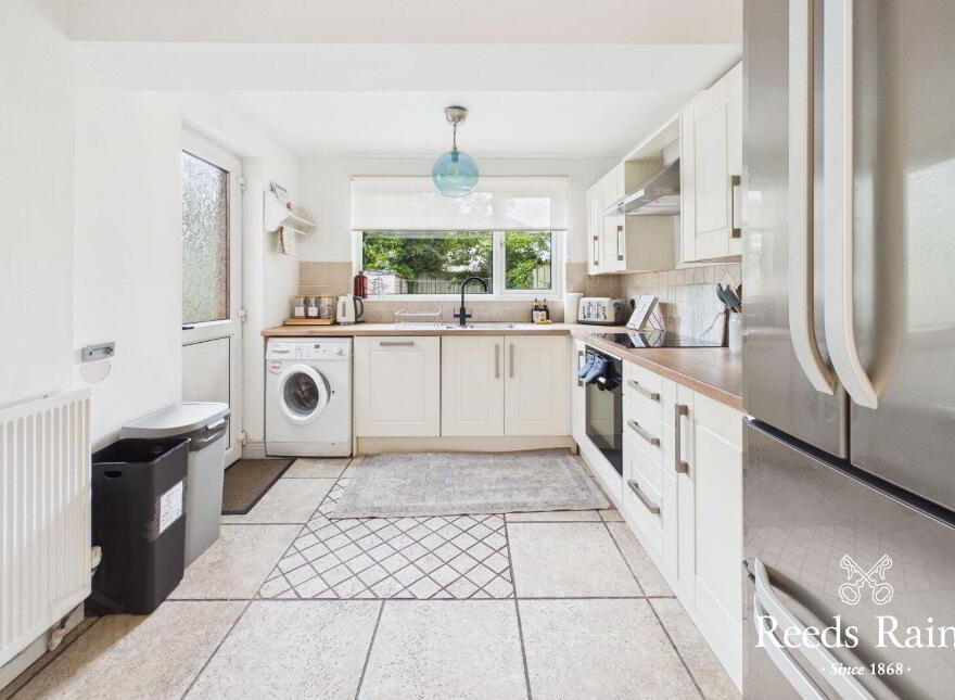 63 Seaview Drive, Belfast, BT15 3NB