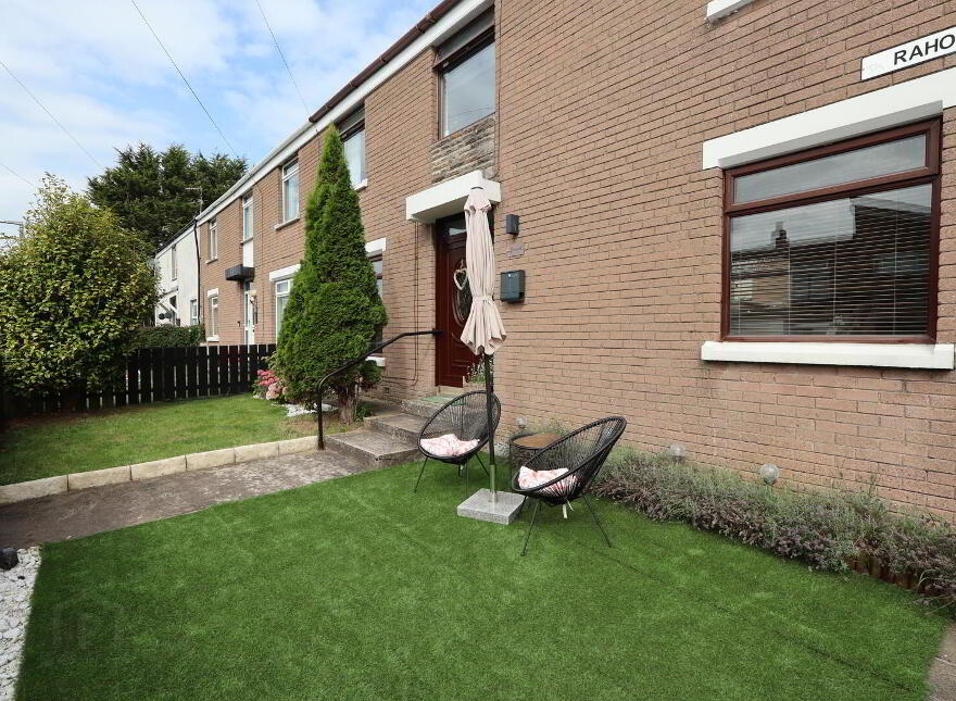 1 Raholp Park, Newtownabbey, BT37 0JU