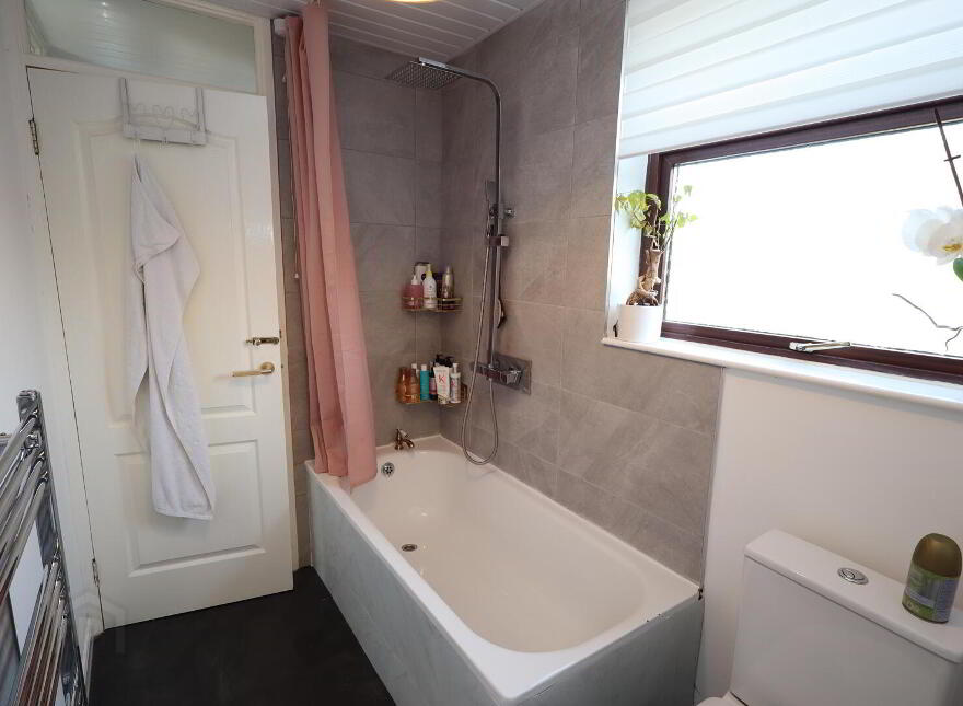 1 Raholp Park, Newtownabbey, BT37 0JU