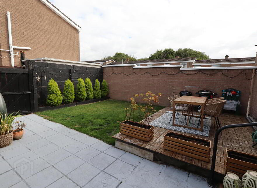 1 Raholp Park, Newtownabbey, BT37 0JU