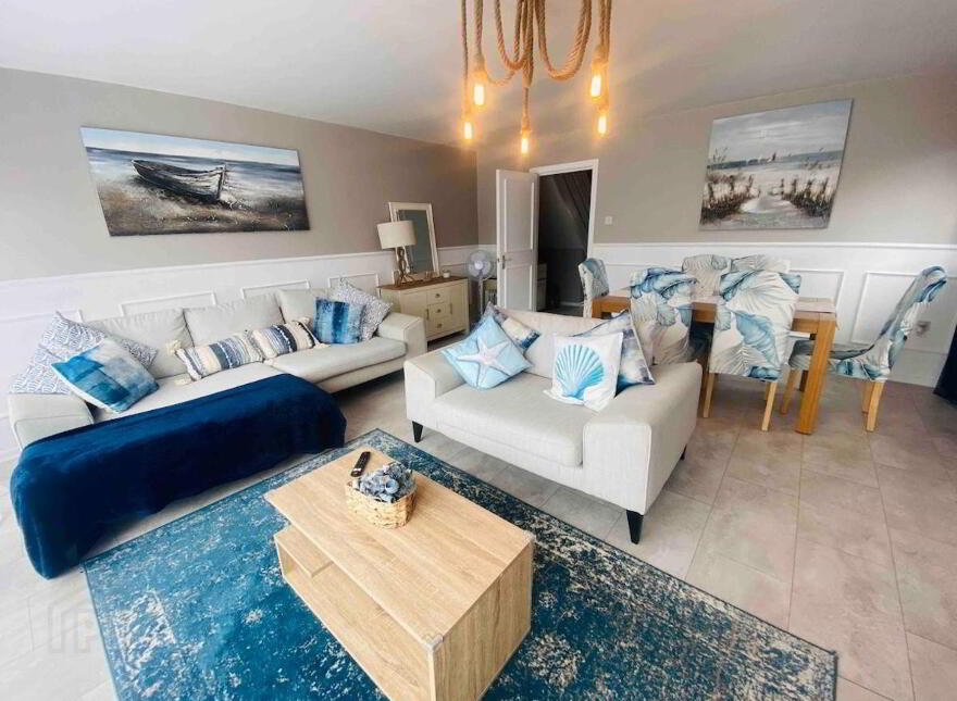 11b Park Avenue Apartments, Central Promenade, Belfast, BT33 0DY