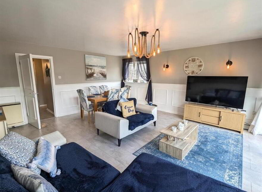 11b Park Avenue Apartments, Central Promenade, Belfast, BT33 0DY