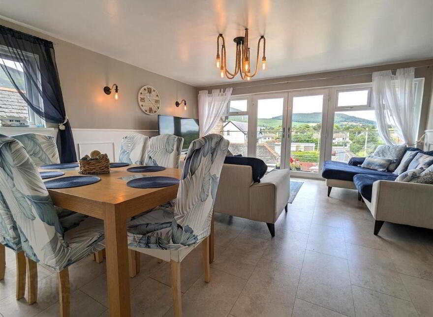 11b Park Avenue Apartments, Central Promenade, Belfast, BT33 0DY