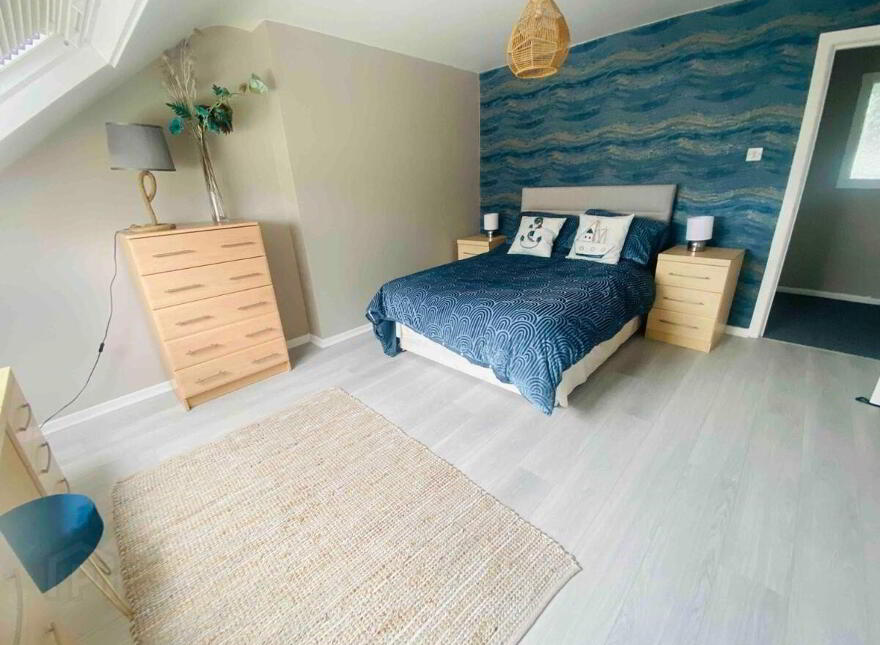 11b Park Avenue Apartments, Central Promenade, Belfast, BT33 0DY