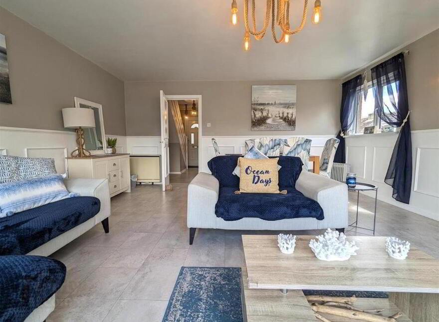 11b Park Avenue Apartments, Central Promenade, Belfast, BT33 0DY