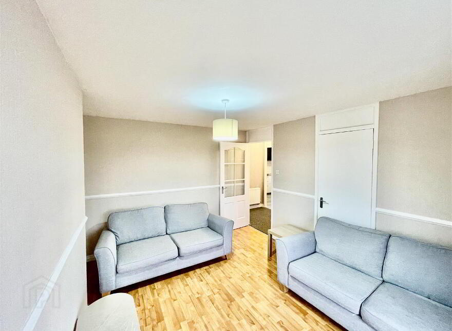 7b Rathgill Terrace, Bangor, BT19 7WF