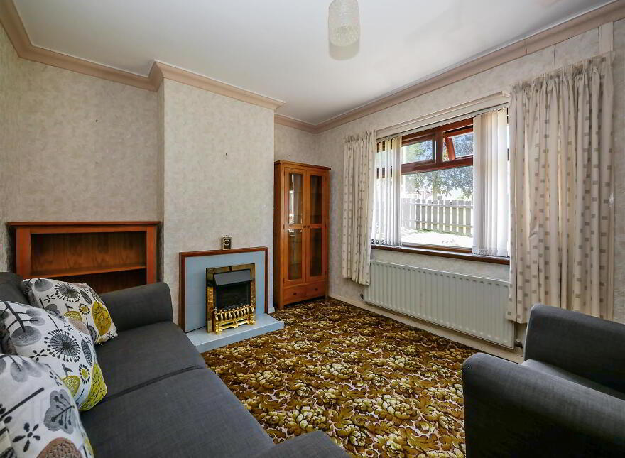 44 Moyle Walk, Belvoir Park, Belfast, BT8 7ER