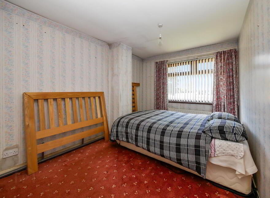 44 Moyle Walk, Belvoir Park, Belfast, BT8 7ER