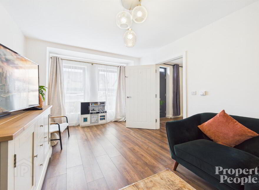86 Thorburn Road, Newtownabbey, BT36 7JA