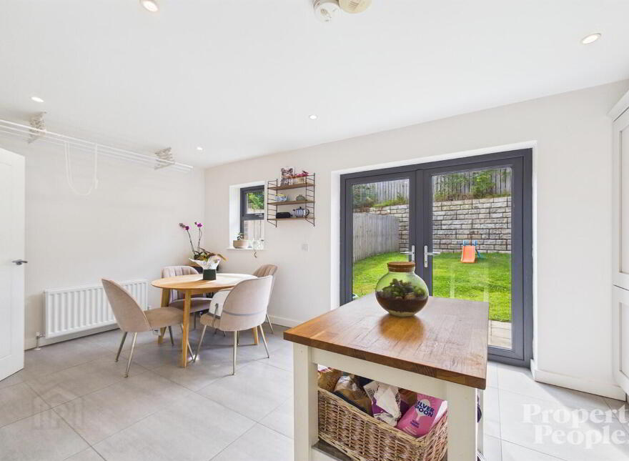 86 Thorburn Road, Newtownabbey, BT36 7JA