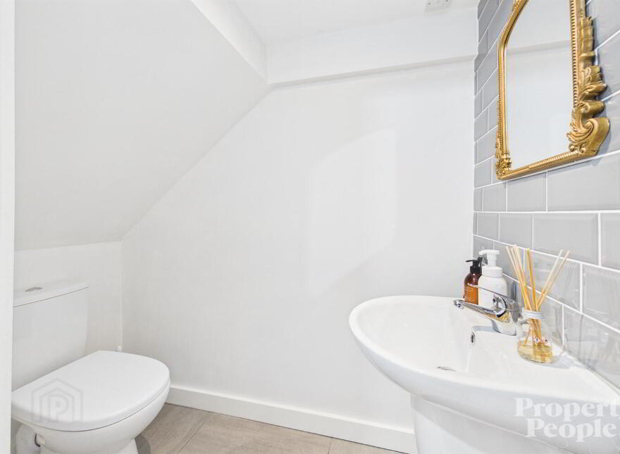 86 Thorburn Road, Newtownabbey, BT36 7JA