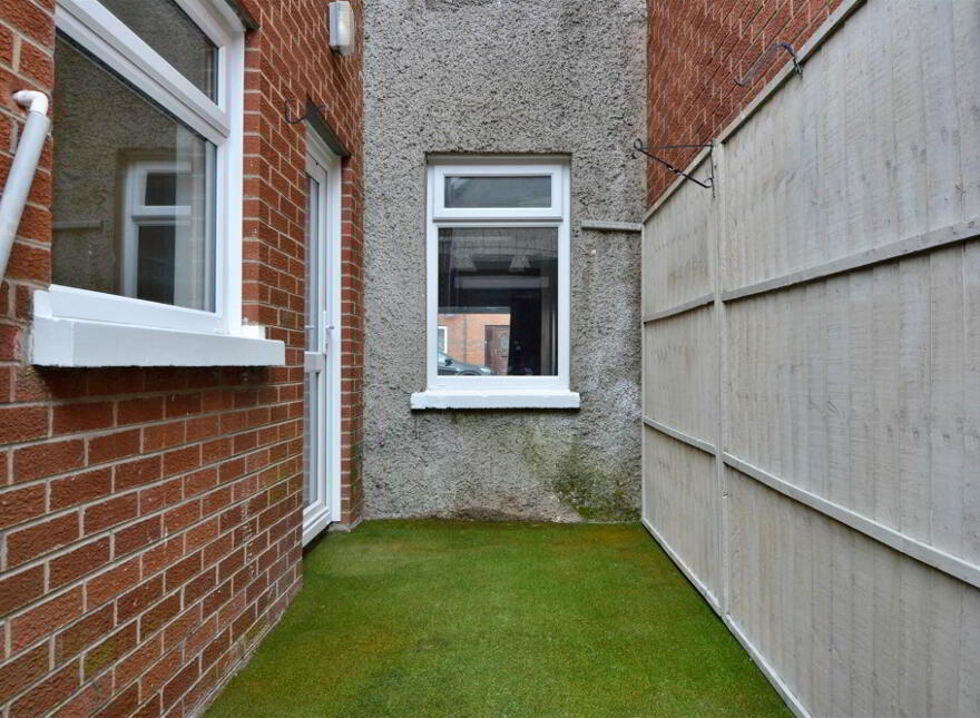 16 Holland Drive, Ballyhackamore, Belfast, BT5 6EH