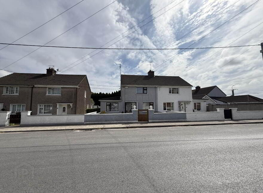 4 Mountain View Drive, Cahir, County Tipperary, E21K803