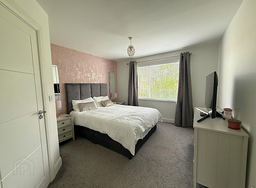 62 Ayrshire Avenue, Lisburn, BT28 2WF