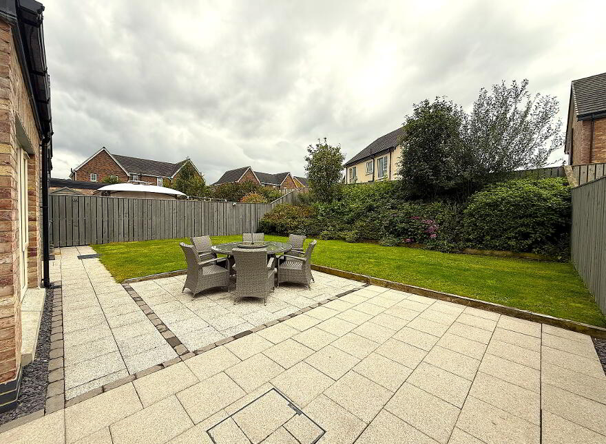 62 Ayrshire Avenue, Lisburn, BT28 2WF