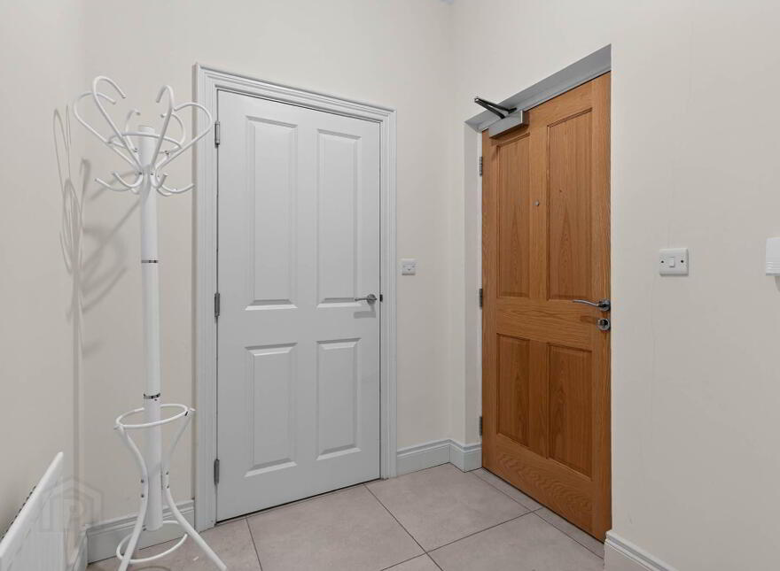 41 Millmount Village Square, Dundonald, Belfast, BT16 1YX