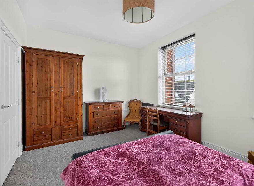 41 Millmount Village Square, Dundonald, Belfast, BT16 1YX
