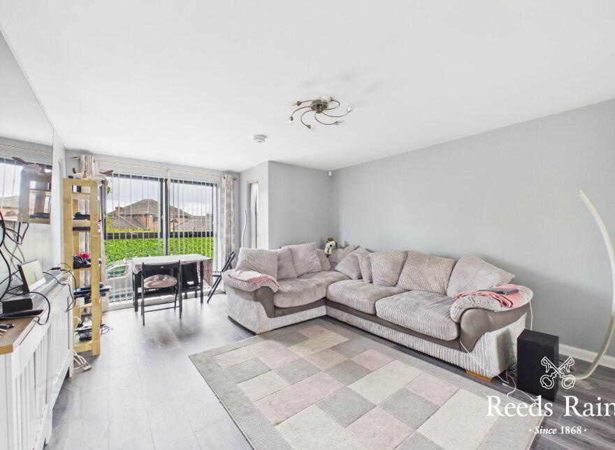 6 Old Shore Close, Carrickfergus, BT38 8ZJ