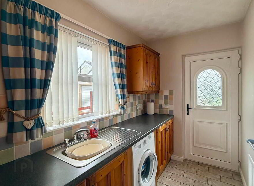 11 Ballynacree Drive, Balnamore, Ballymoney, BT53 7TQ