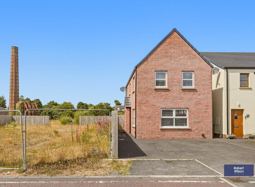 48 Nicholson Green, Donaghcloney, BT66 7UY
