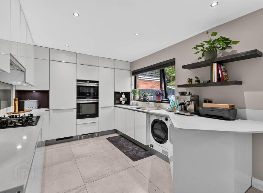 66 Oakhurst Avenue, Belfast, BT10 0PE