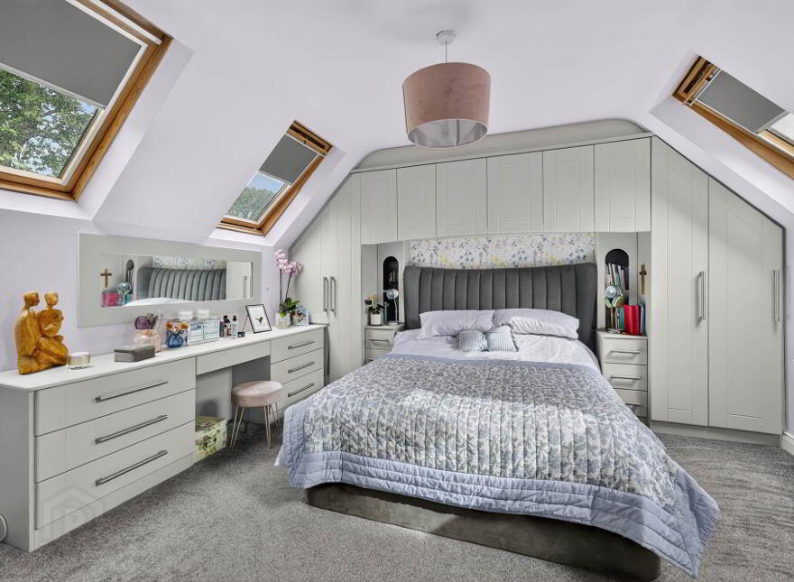 66 Oakhurst Avenue, Belfast, BT10 0PE