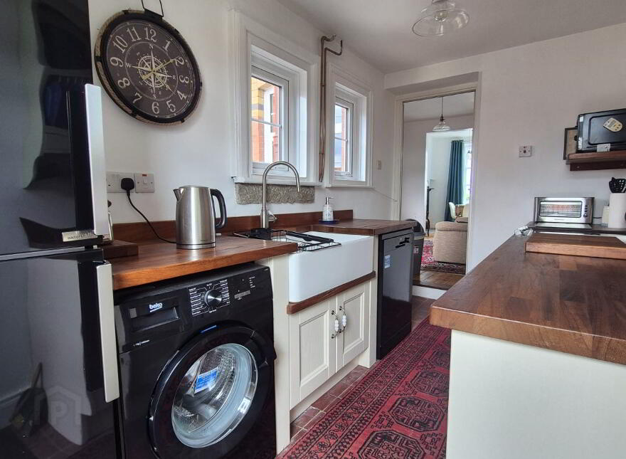 4 Coastguard Cottages, Kilkeel, BT34 4GF
