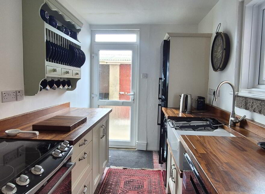4 Coastguard Cottages, Kilkeel, BT34 4GF