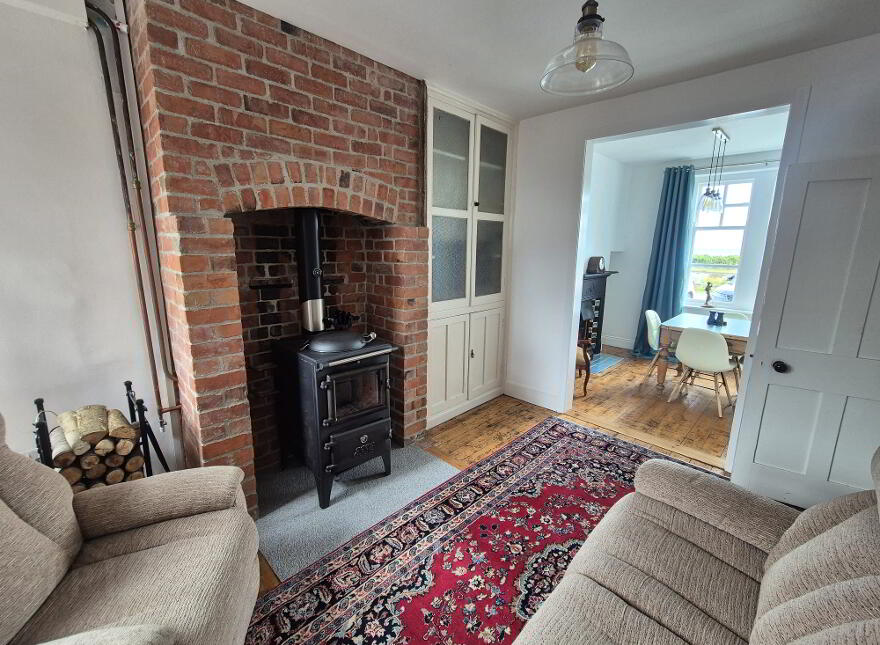 4 Coastguard Cottages, Kilkeel, BT34 4GF