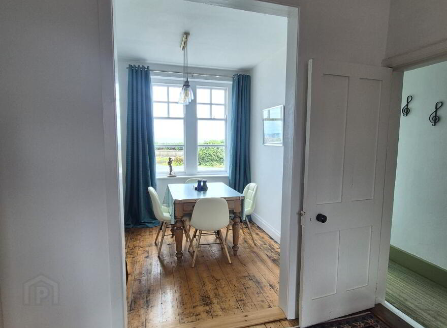 4 Coastguard Cottages, Kilkeel, BT34 4GF