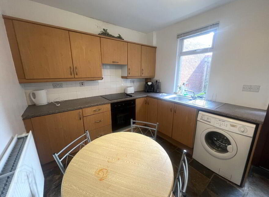 92 Tavanagh Street, Belfast, BT12 6JN