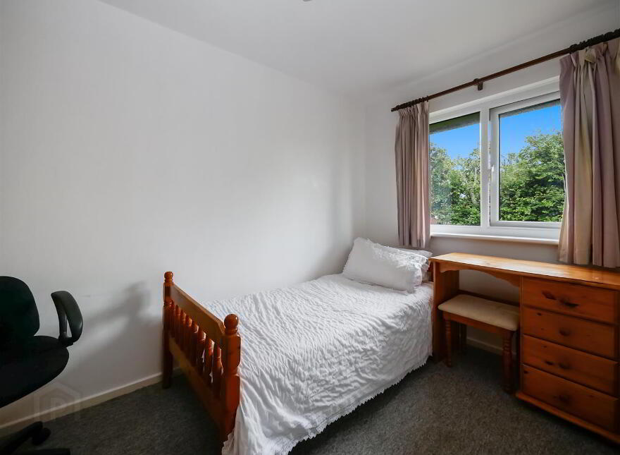 38 Drumkeen Court, Upper Galwally, Belfast, BT8 7TU