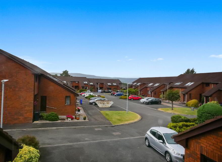 38 Drumkeen Court, Upper Galwally, Belfast, BT8 7TU