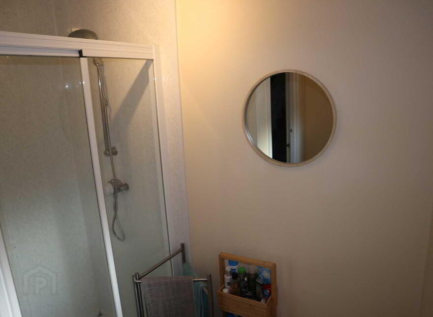 Apt D, 5 Eastleigh Drive, Ballyhackamore, Belfast, BT4 3DX