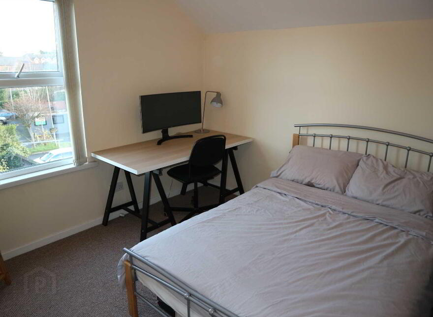 Apt D, 5 Eastleigh Drive, Ballyhackamore, Belfast, BT4 3DX