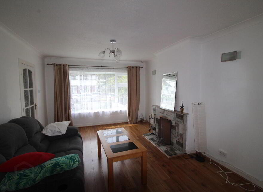 43 Woodlands, Navan, C15K3T7