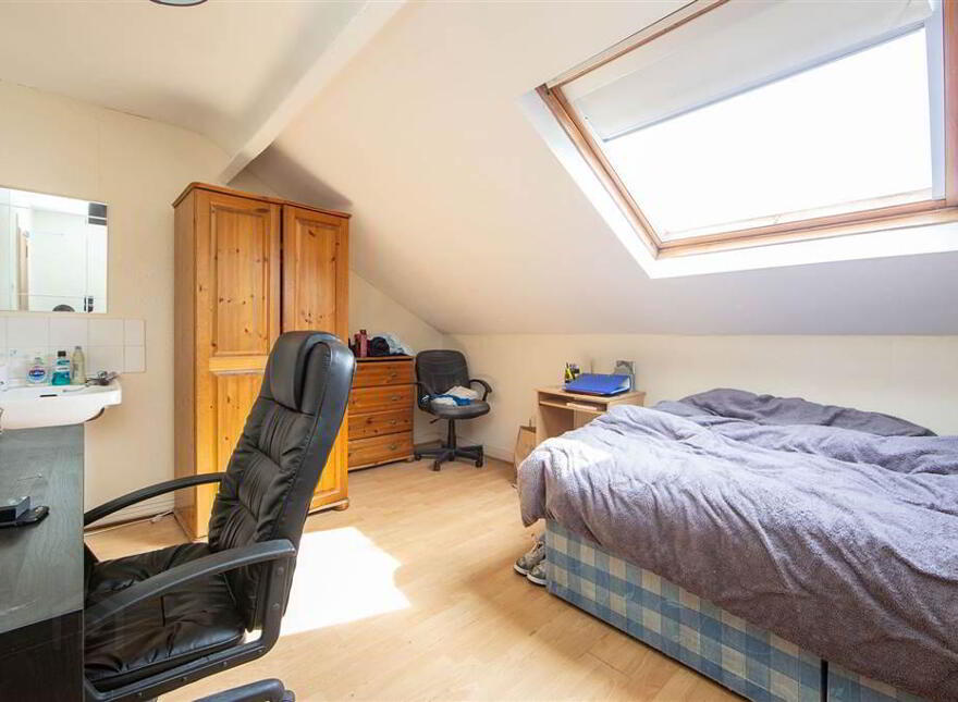 10 Stranmillis Street, Off Stranmillis Road, Belfast, BT9 5FE